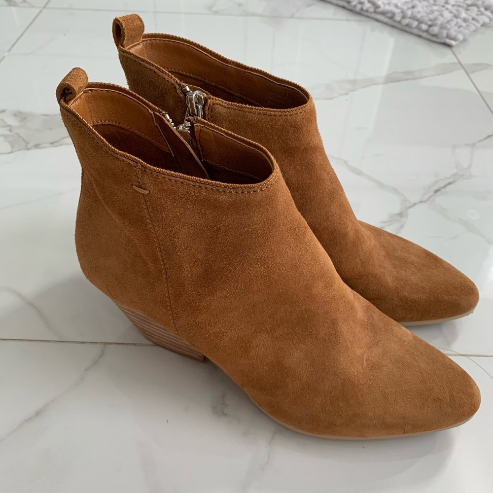 Dolce Vita Western Suede Booties - Picture 2 of 5